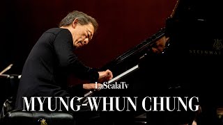 MyungWhun Chung  Concerto n 23 K 488 Filarmonica della Scala [upl. by Otrevlig680]