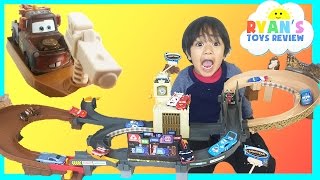 Disney Cars Toys World Big Circuit Race Track with Tomica Cars [upl. by Nelda867]