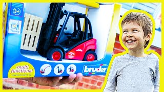 Bruder Toy Forklift Surprise and Shoutout Show [upl. by Froehlich604]