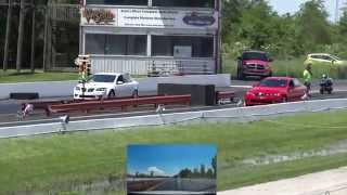 2009 Pontiac G8 GXP vs G8 GT 14 Mile Race [upl. by Saba]