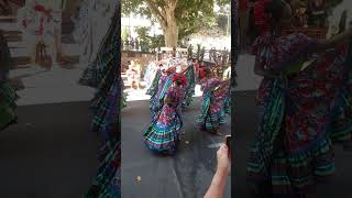 El Caite Ballet Folklórico Nicarahuatl en Pasa calle del Festival de Confolens Francia [upl. by Otreblanauj]