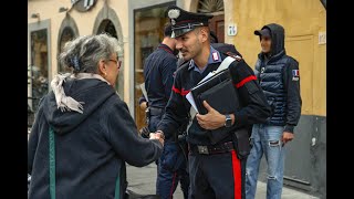 Firenze Carabinieri controllo del territorio centro storico [upl. by Kamal37]