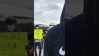 Migrantes de Honduras Venezuela y Haití en albergues protestan por ayuda y visa 🌍✊ Shorts [upl. by Llenrev]