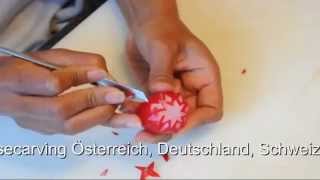 Gemüseschnitzen Vegetable Carving Lernvideo vom Profi [upl. by Arakat]