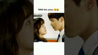 OMG this scene 😘😝 Wait for end 😜 school 2017 shorts kdrama school2017 drama love attitude [upl. by Tloh]