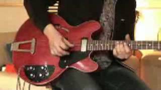 1972 Gibson ES325 adjusting the gain amount with Volume pots Demo2 [upl. by Hole904]