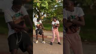 Challenge TikTok Camerounais du danseur professionnel Moctar El Salim tête genoux pied officiel [upl. by Dacey901]