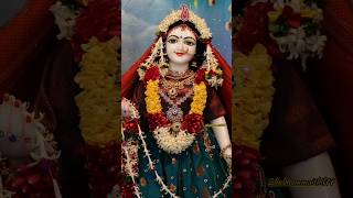 Radhe Jab Tu Solah Shringar Kare radharani bhajan radhakrishna status song  shorts trending [upl. by Simpkins]