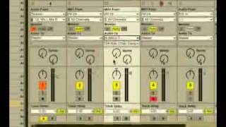 Ableton Live Tutorial Progressive House Sidechain Compression [upl. by Hollington306]