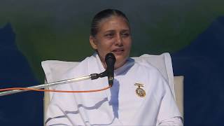 श्रीमद् भगवद गीता का आध्यात्मिक रहस्य अध्याय1  बीके उषा बहन brahmakumaris bkushaclass [upl. by Grubb]