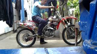 honda crf450r partida en frio [upl. by Klinger]