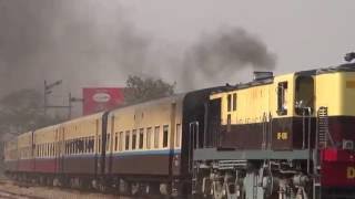 Train of Myanmar RailwaysMR Mandalay area Mar2013 1 ミャンマー鉄道の列車マンダレー付近）（2013年3月）1 [upl. by Corin82]