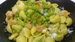 Ricetta Pasta e Piselli Italian Recipe [upl. by Iliram]