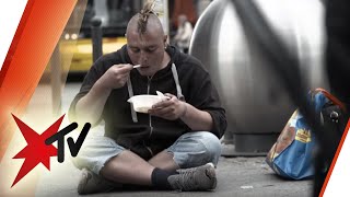 Obdachlose Jugendliche Leben auf der Straße  Untwerwegs mit Ilka Bessin  stern TV Reportage [upl. by Norbel]