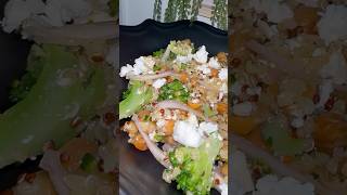 Salade quinoa  pois chiche 👌🏻 cooking food 2024 trending ideas healthy [upl. by Semyaj]