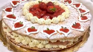 TORTA DIPLOMATICA ALLE FRAGOLE ricetta facile con Pasta Sfoglia e Savoiardi TUTTI A TAVOLA [upl. by Outhe]