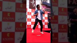 srk new Whatsapp status 🔥 king khan 👑 live performance chaiyya chaiyya 💯  full screen status [upl. by Soo269]