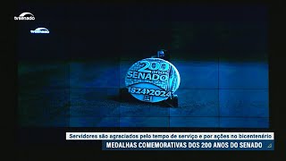 Bicentenário do Senado Servidores com mais de 40 anos de serviço recebem medalha comemorativa [upl. by Lleneg]