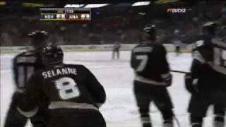 Saku Koivu no look pass to Teemu Selanne [upl. by Arak106]