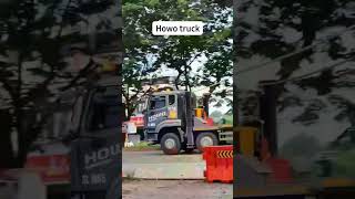 Howo truck automobile excavator truck alatberat heavyequipment shortsvideo [upl. by Scheers]