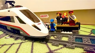 🚅 LEGO Super szybki pociąg elektryczny Jedziemy na stację po pasażerów [upl. by Lion207]