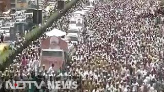 Thousands attend funeral procession of Baba Hardev Singh [upl. by Henn215]