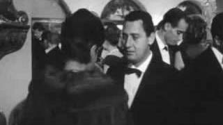 Alberto Sordi  permette [upl. by Arabeila]