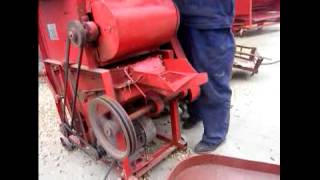 Medium peanut sheller [upl. by Nnylrahc]