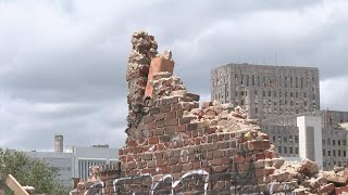 New Orleans historic Karnofsky Shop collapses during Hurricane Ida [upl. by Fisken324]