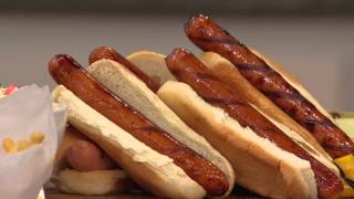 Sahlens 36 267oz Smokehouse Hot Dogs with Leah Williams [upl. by Laiceps]