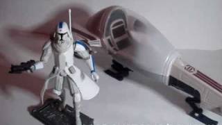 Star Wars Clone Wars Freeco Speeder with Clone Trooper Review [upl. by Atiuqin173]