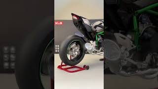 Kawasaki H2R 16 Scale Diecast Motor [upl. by Carena98]