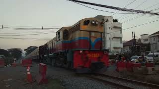 MawLaMyine To Yangon Train [upl. by Ruelu]