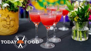 New Orleans bartender makes a Hoda amp Jenna specialty cocktail [upl. by Neala139]