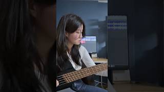 Dingwall DRoc 5 Larry Graham Bass Groove [upl. by Madriene]