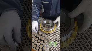 Installation process of cylindrical roller bearing bearing machinery maintenance [upl. by Camp226]