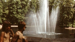 Videoclip Meiningen Englischer Garten 1989 die Teichfontäne im Eisteich [upl. by Utica]