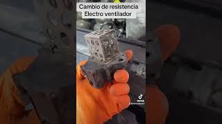 Cómo cambiar resistencia electroventilador Peugeot y citroen [upl. by Aicena]