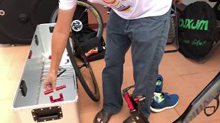 171205 Buxum Box Bike Unpacking and Assemble in 3 mins SWorks Venge Vias Disc PSLE [upl. by Stryker]