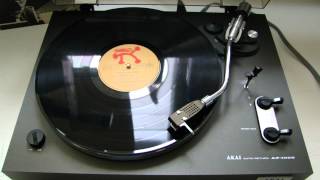 akai AP100c phono test [upl. by Aihsenat]