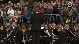 Kijk terug Luchtlandingen Ginkelse Heide bij Ede [upl. by Lotti381]