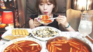 ENG 신전떡볶이3인튀김참치마요덮밥 슈기의 먹방 Shoogis Eating Show tteokbokki mukbang [upl. by Otnas]