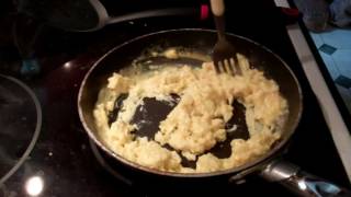 Making Simple Scrambled Eggs [upl. by Gilead756]