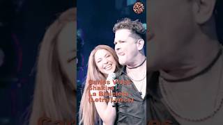 Shakira sorprende a Carlos Vives 😀🔥La Bicicleta [upl. by Cheria]