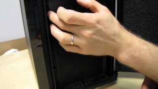 Corsair Obsidian 550D Quiet Computing Computer Case Unboxing amp First Look Linus Tech Tips [upl. by Nnairb]