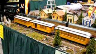 Rose City Model Railroad Club  Napa Valley Wine Train passes Live Steam Express [upl. by Atillertse]