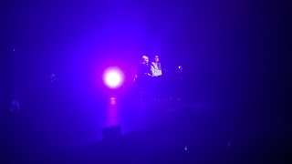 Louane  Derrière le brouillardTu mas dit  live at Cirque Jules Verne  Amiens 24022024 [upl. by Cila]