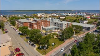 Vue aérienne de lUniversité de Moncton campus de Shippagan [upl. by Jann]