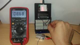 BBC microbit Simple voltmeter with autorange [upl. by Nuahsal76]