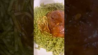 Tallarines al pesto o Tallarines verdes shorts pastas recetas [upl. by Suolhcin795]